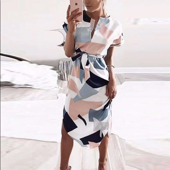 boutique Dresses & Skirts - ✂️lowest price✂️ Geometric Pastel Pencil Dress MED